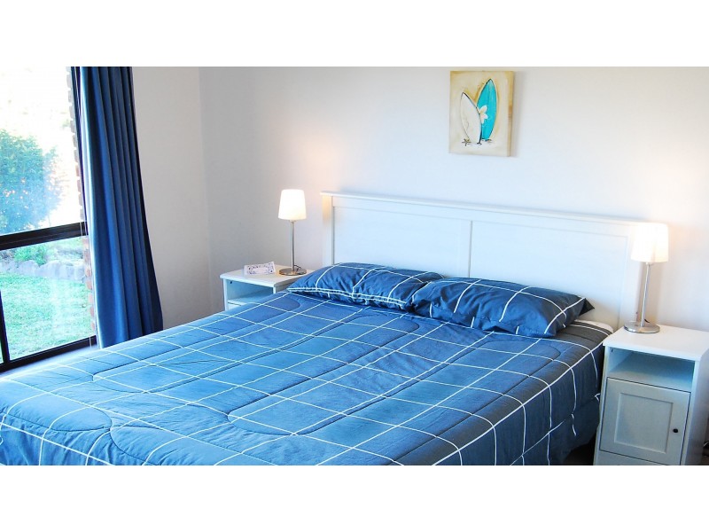 16 Thora Street, Sussex Inlet NSW 2540