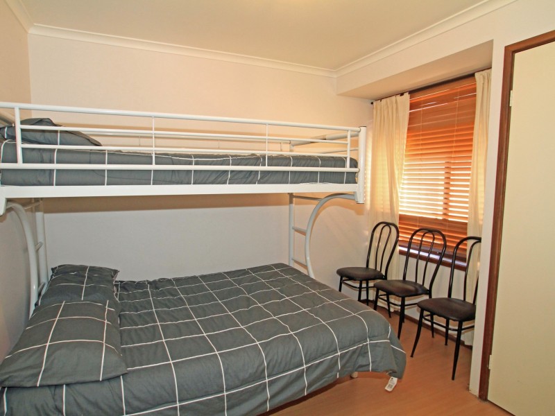 16 Thora Street, Sussex Inlet NSW 2540