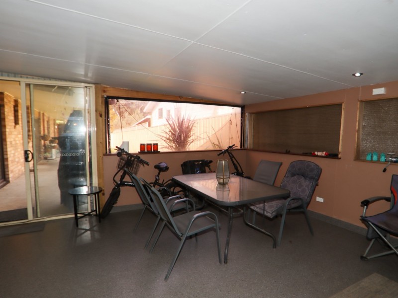 8 The Springs Avenue, Swanhaven NSW 2540