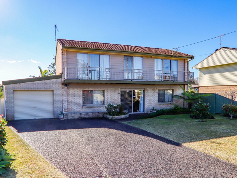 3 Coral Court, Sussex Inlet NSW 2540