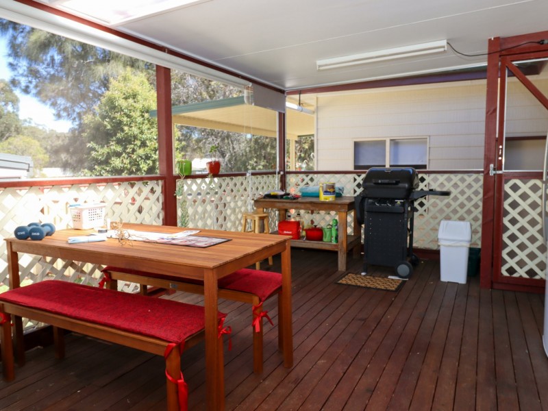 9 Pearl Close, Sussex Inlet NSW 2540