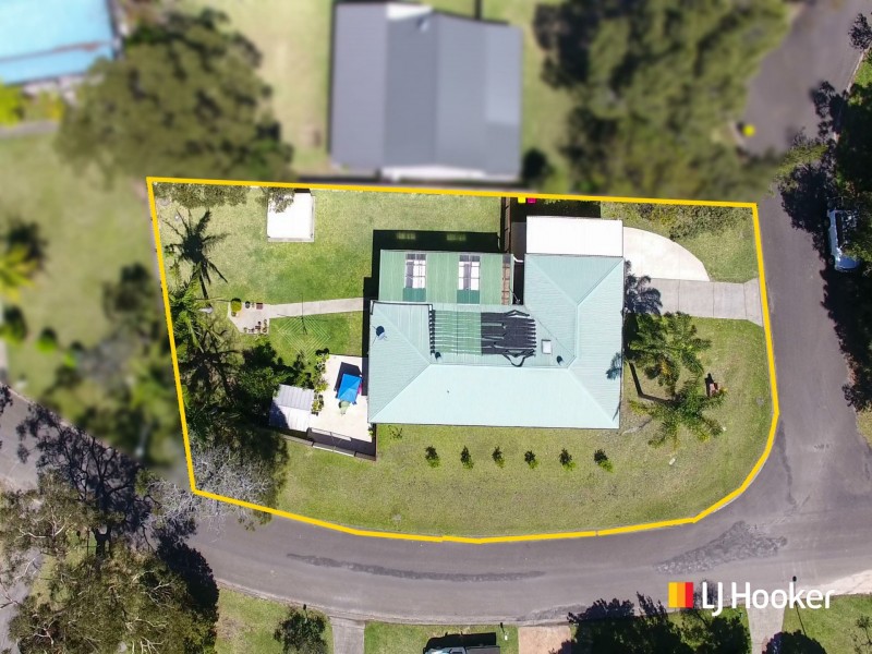 9 Pearl Close, Sussex Inlet NSW 2540