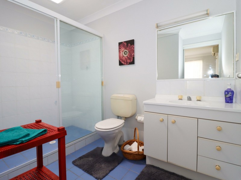 9 Pearl Close, Sussex Inlet NSW 2540