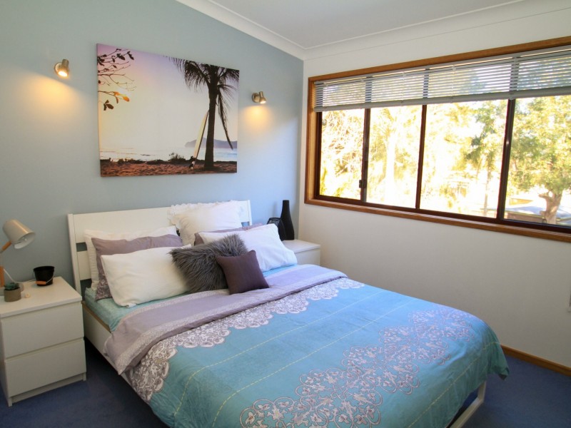 11 Ridge Avenue, Sussex Inlet NSW 2540