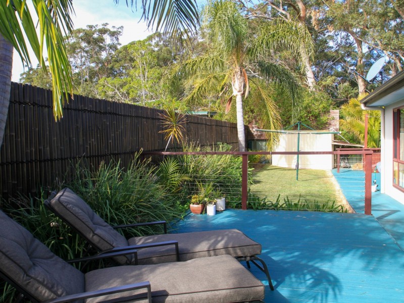 11 Ridge Avenue, Sussex Inlet NSW 2540