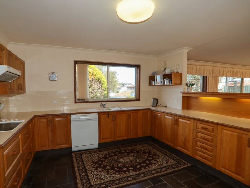 96 Jacobs Drive, Sussex Inlet NSW 2540