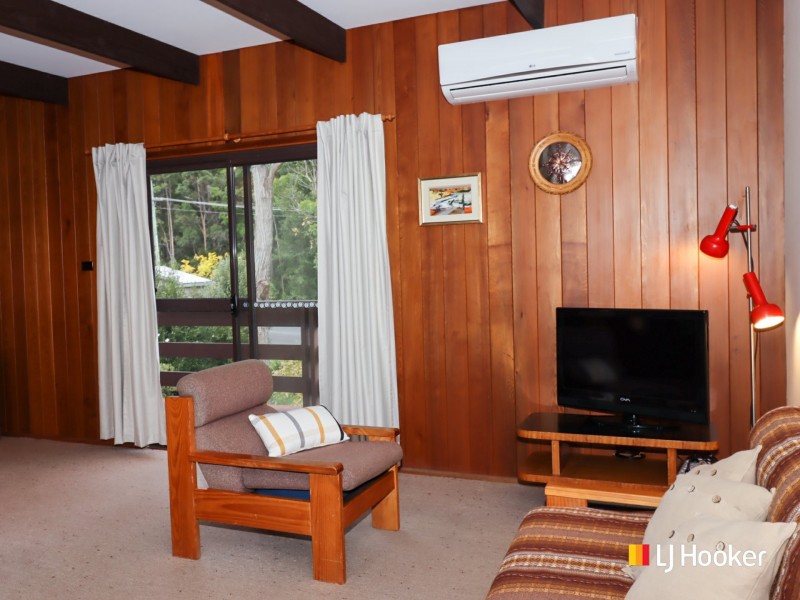 32 Suncrest Avenue, Sussex Inlet NSW 2540