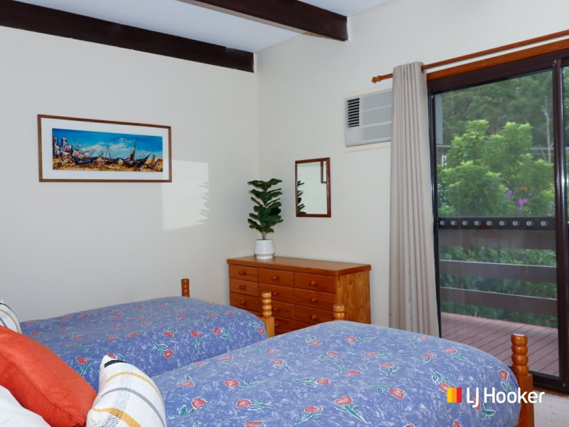 32 Suncrest Avenue, Sussex Inlet NSW 2540