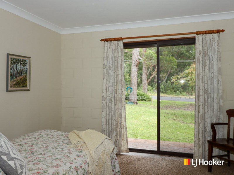 32 Suncrest Avenue, Sussex Inlet NSW 2540