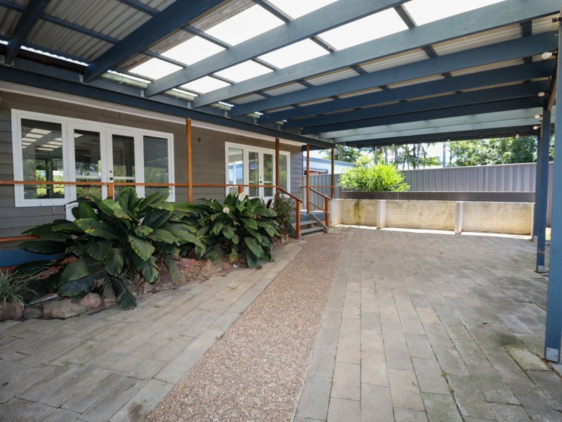 17 Lyons Road, Sussex Inlet NSW 2540