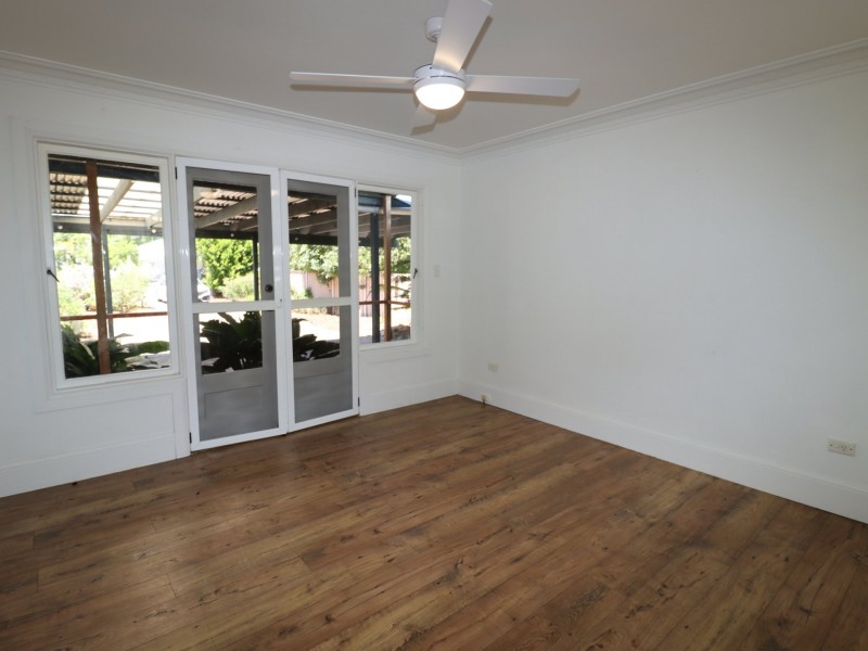 17 Lyons Road, Sussex Inlet NSW 2540