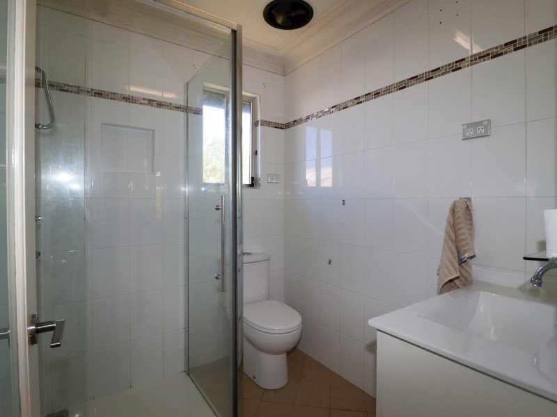 17 Lyons Road, Sussex Inlet NSW 2540