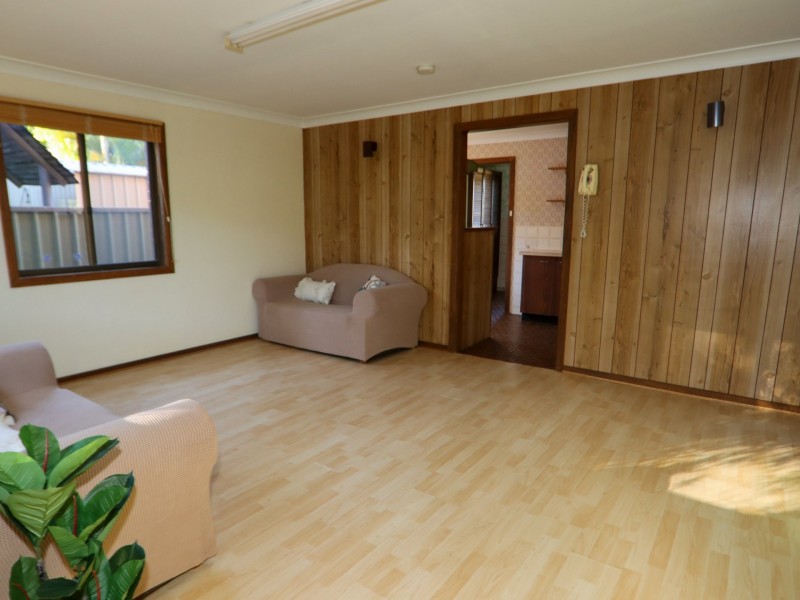 4 Lakeway Avenue, Berrara NSW 2540