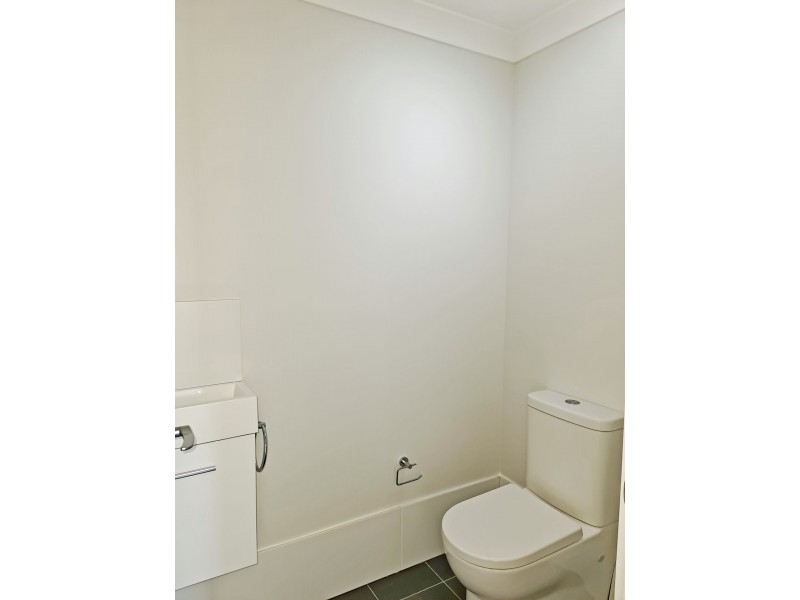 33 Bexhill Avenue, Sussex Inlet NSW 2540