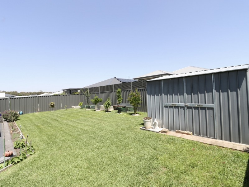 4 Chichester Road, Sussex Inlet NSW 2540