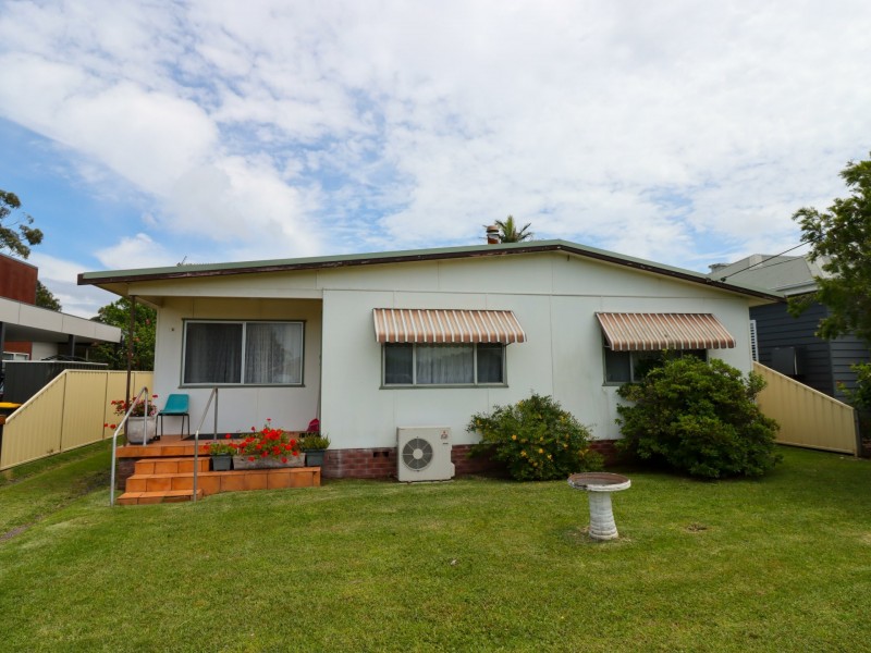 41 Lyons Road, Sussex Inlet NSW 2540