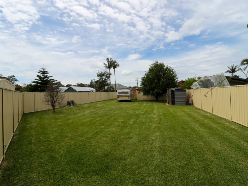 41 Lyons Road, Sussex Inlet NSW 2540