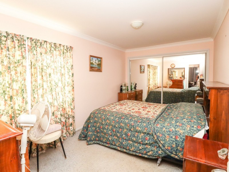 41 Lyons Road, Sussex Inlet NSW 2540