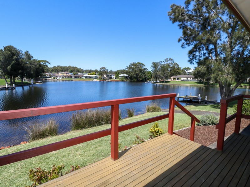 9 Plover Close, Sussex Inlet NSW 2540