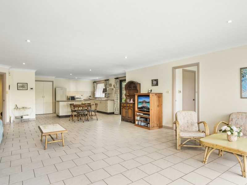 9 Plover Close, Sussex Inlet NSW 2540