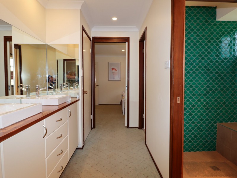 D2880b Princes Highway, Wandandian NSW 2540