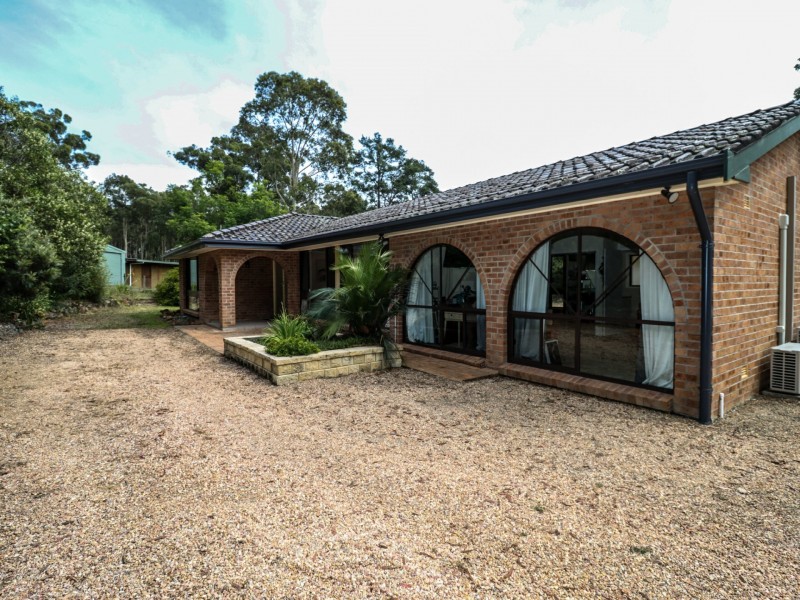 D2880b Princes Highway, Wandandian NSW 2540