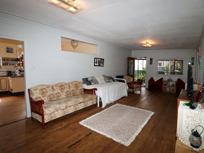 10 Swan Avenue, Cudmirrah NSW 2540