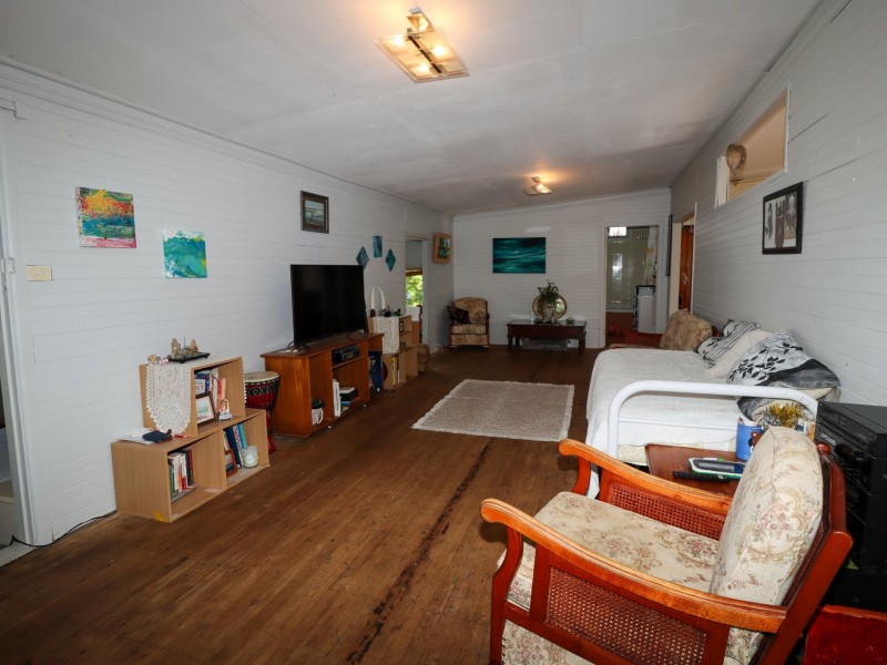 10 Swan Avenue, Cudmirrah NSW 2540