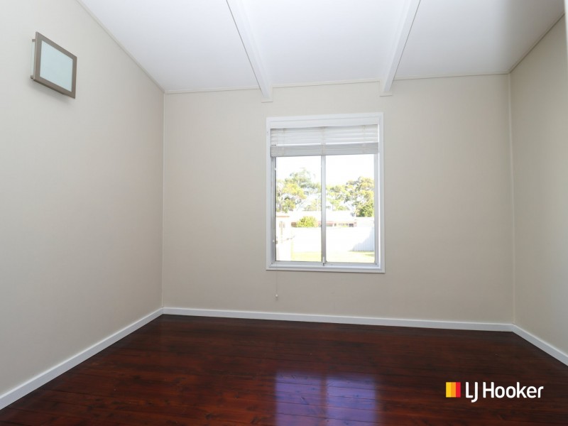 9 Lyons Road, Sussex Inlet NSW 2540