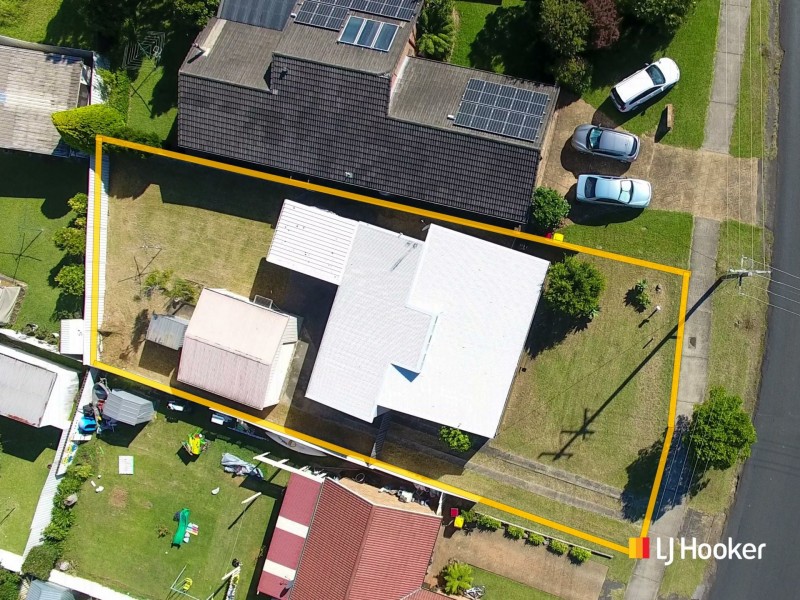 9 Lyons Road, Sussex Inlet NSW 2540
