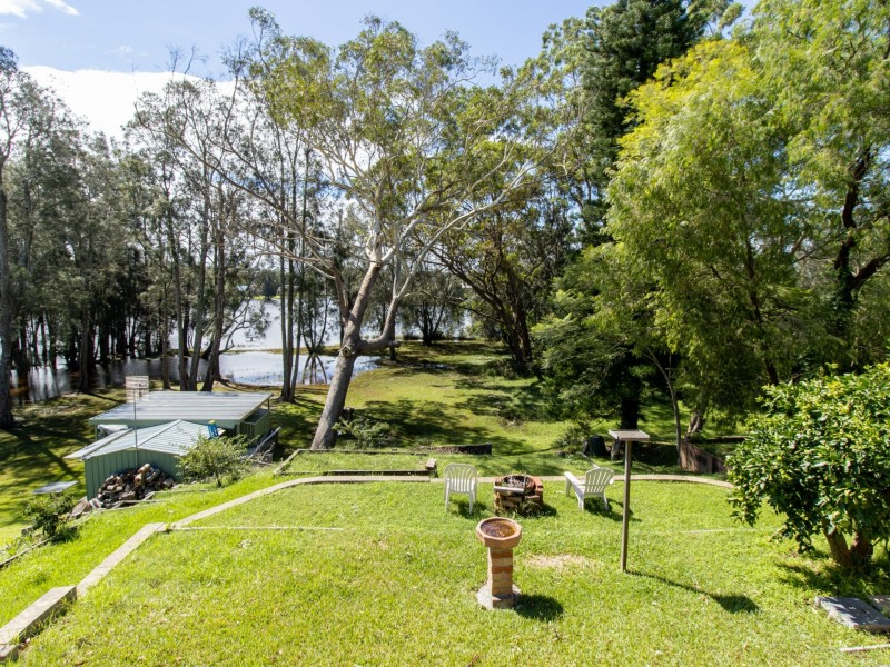 55 Ray Street, Sussex Inlet NSW 2540