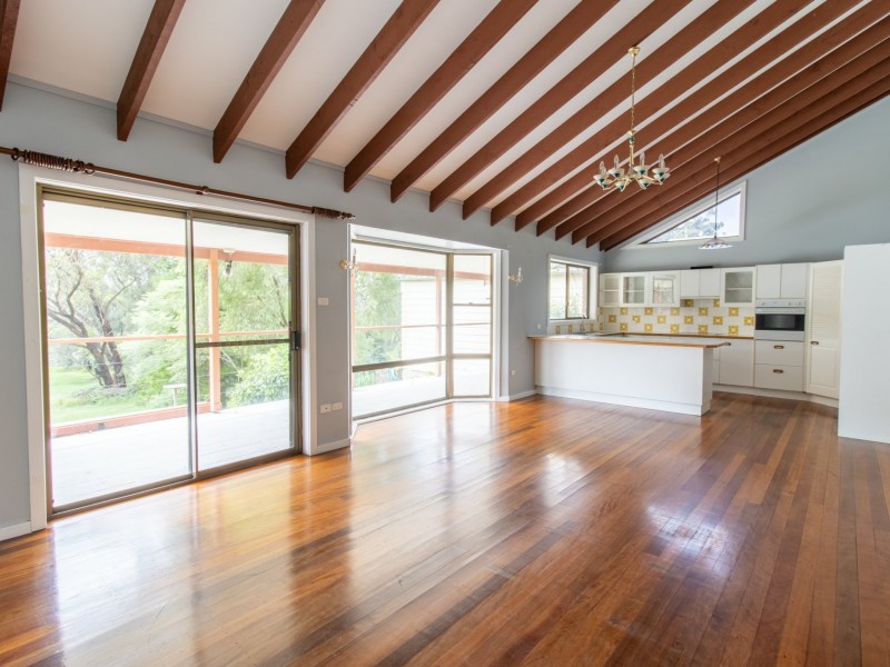 55 Ray Street, Sussex Inlet NSW 2540