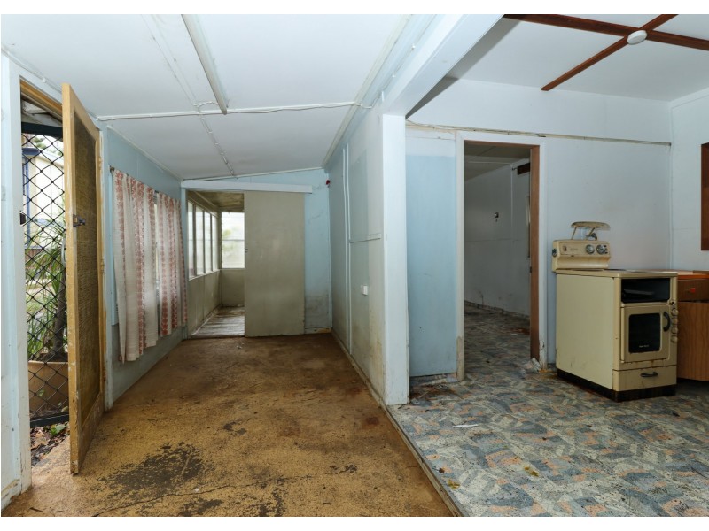 13 Wunda Avenue, Sussex Inlet NSW 2540