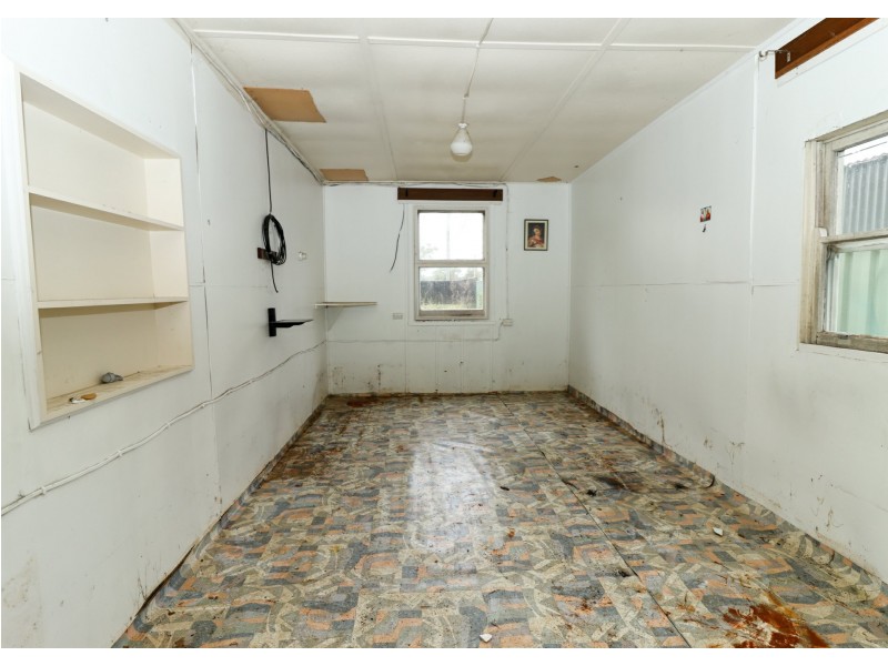 13 Wunda Avenue, Sussex Inlet NSW 2540