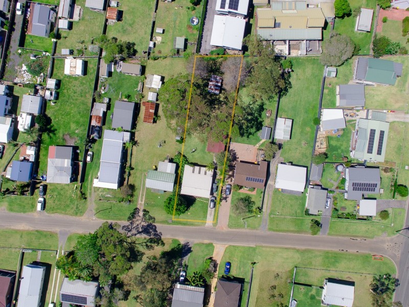 8 Banksia Street, Sussex Inlet NSW 2540