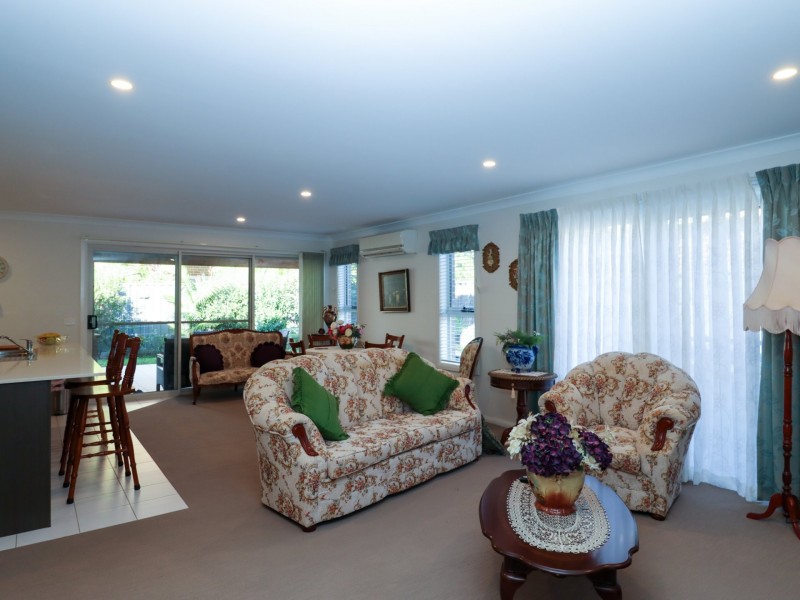 16B Peacehaven Way, Sussex Inlet NSW 2540