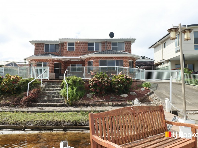 27 Cormorant Avenue, Sussex Inlet NSW 2540