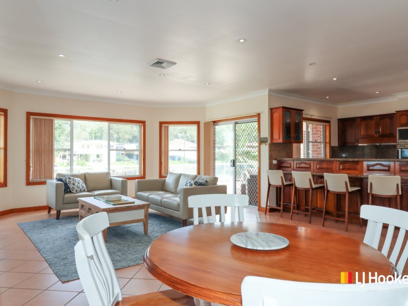 27 Cormorant Avenue, Sussex Inlet NSW 2540