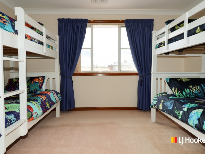 27 Cormorant Avenue, Sussex Inlet NSW 2540