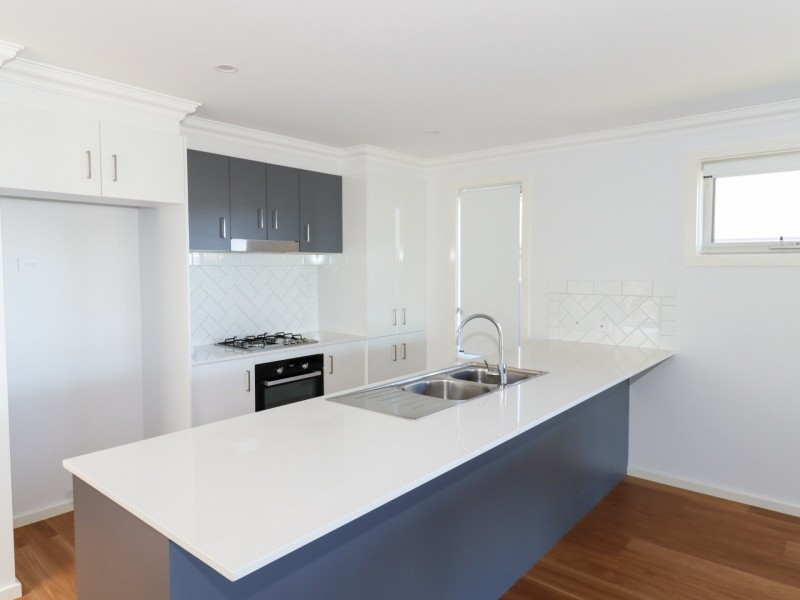 5 Lancing Avenue, Sussex Inlet NSW 2540