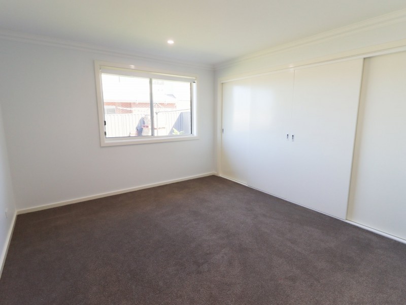 5 Lancing Avenue, Sussex Inlet NSW 2540
