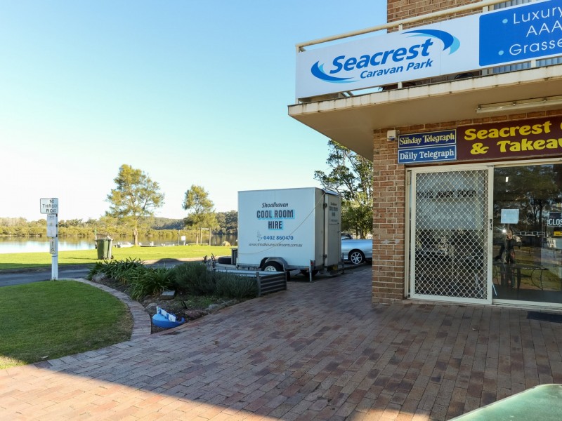Seacrest General Store/30 Sussex Road, Sussex Inlet NSW 2540