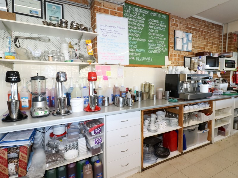 Seacrest General Store/30 Sussex Road, Sussex Inlet NSW 2540