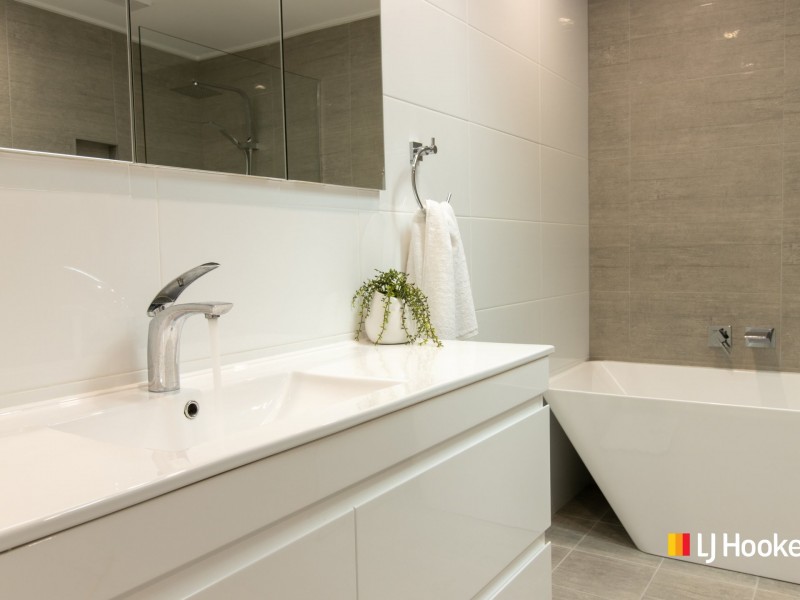 63 Jacobs Drive, Sussex Inlet NSW 2540