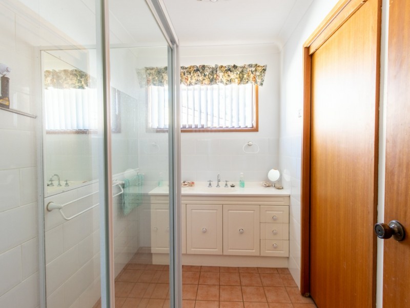 34 River Road, Sussex Inlet NSW 2540