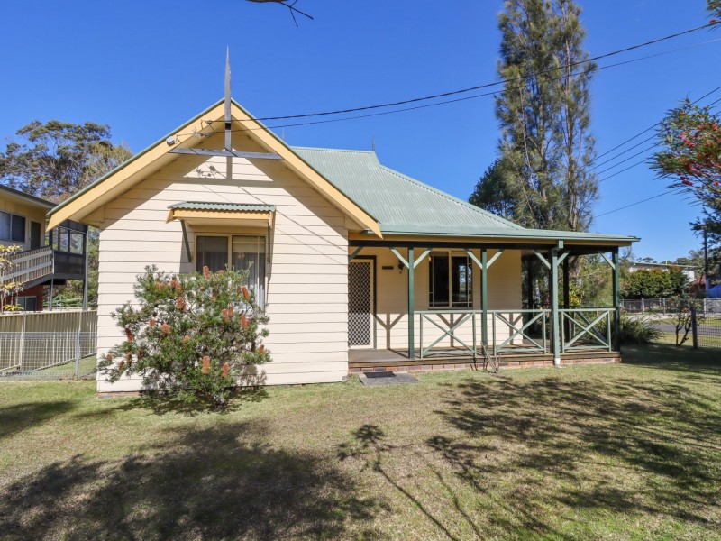 12 Sundowner Avenue, Berrara NSW 2540