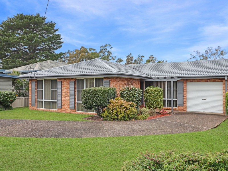 36 Iverison Road, Sussex Inlet NSW 2540