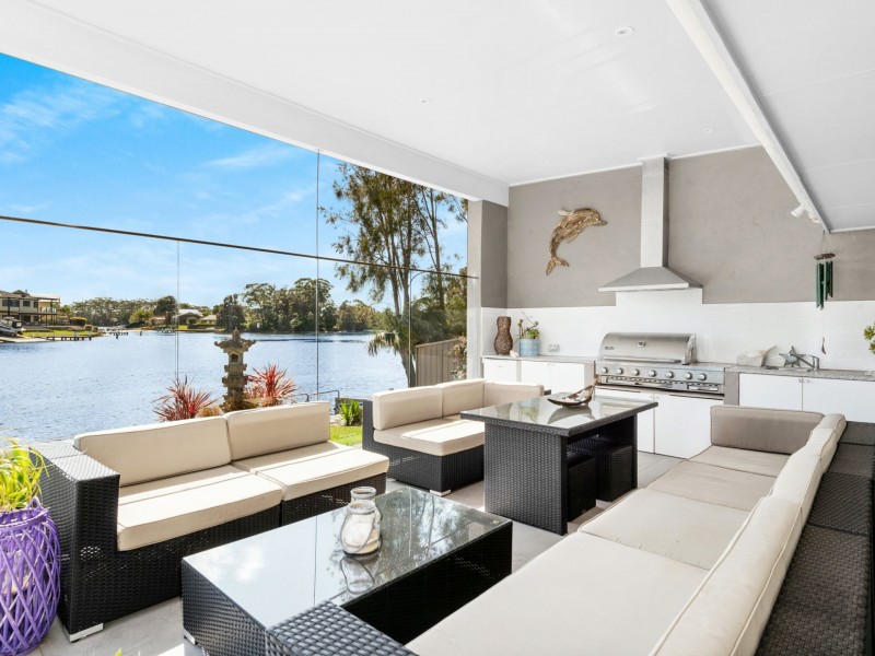 15 Corang Avenue, Sussex Inlet NSW 2540