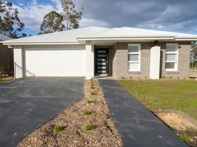 64 Birkdale Circuit, Sussex Inlet NSW 2540