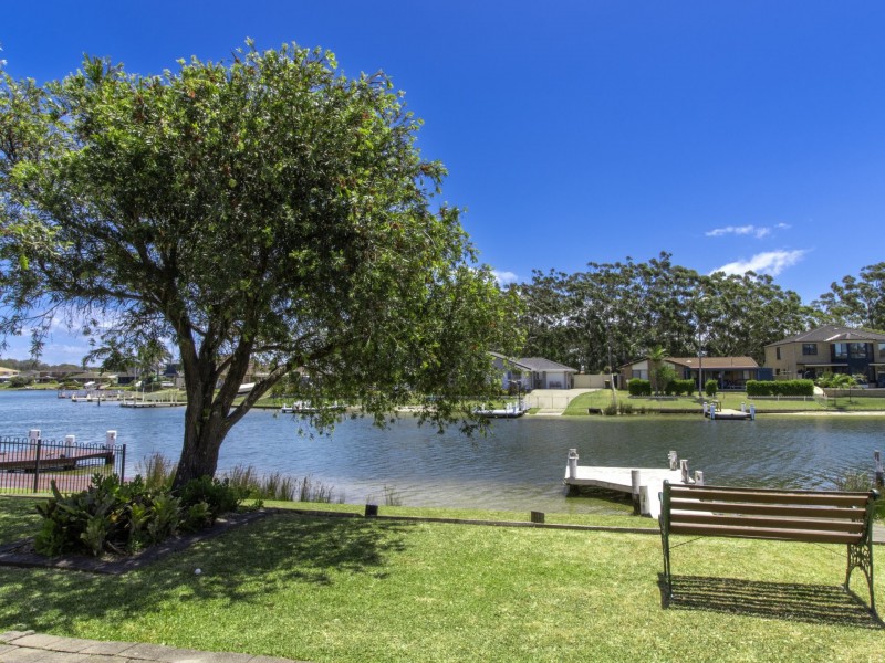 16 Thora Street, Sussex Inlet NSW 2540